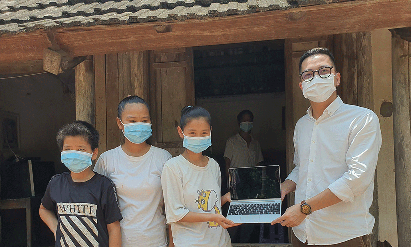 Hỗ trợ học sinh, sinh viên có hoàn cảnh khó khăn để mua máy tính, thiết bị học tập phục vụ học trực tuyến