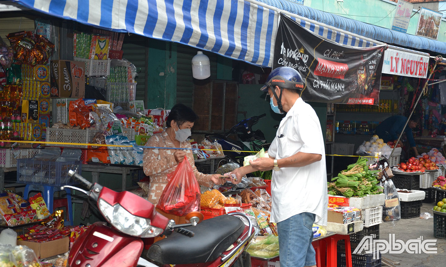Sức mua hàng hóa tại các chợ giảm.