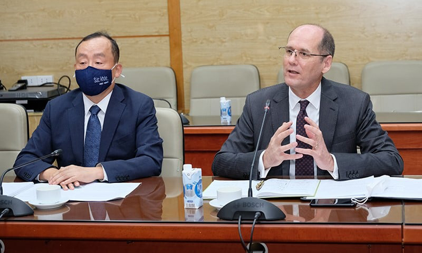 Ông John MacArthur – Giám đốc Trung tâm Kiểm soát và phòng ngừa dịch bệnh Mỹ (CDC) tại khu vực Đông Nam Á phát biểu.