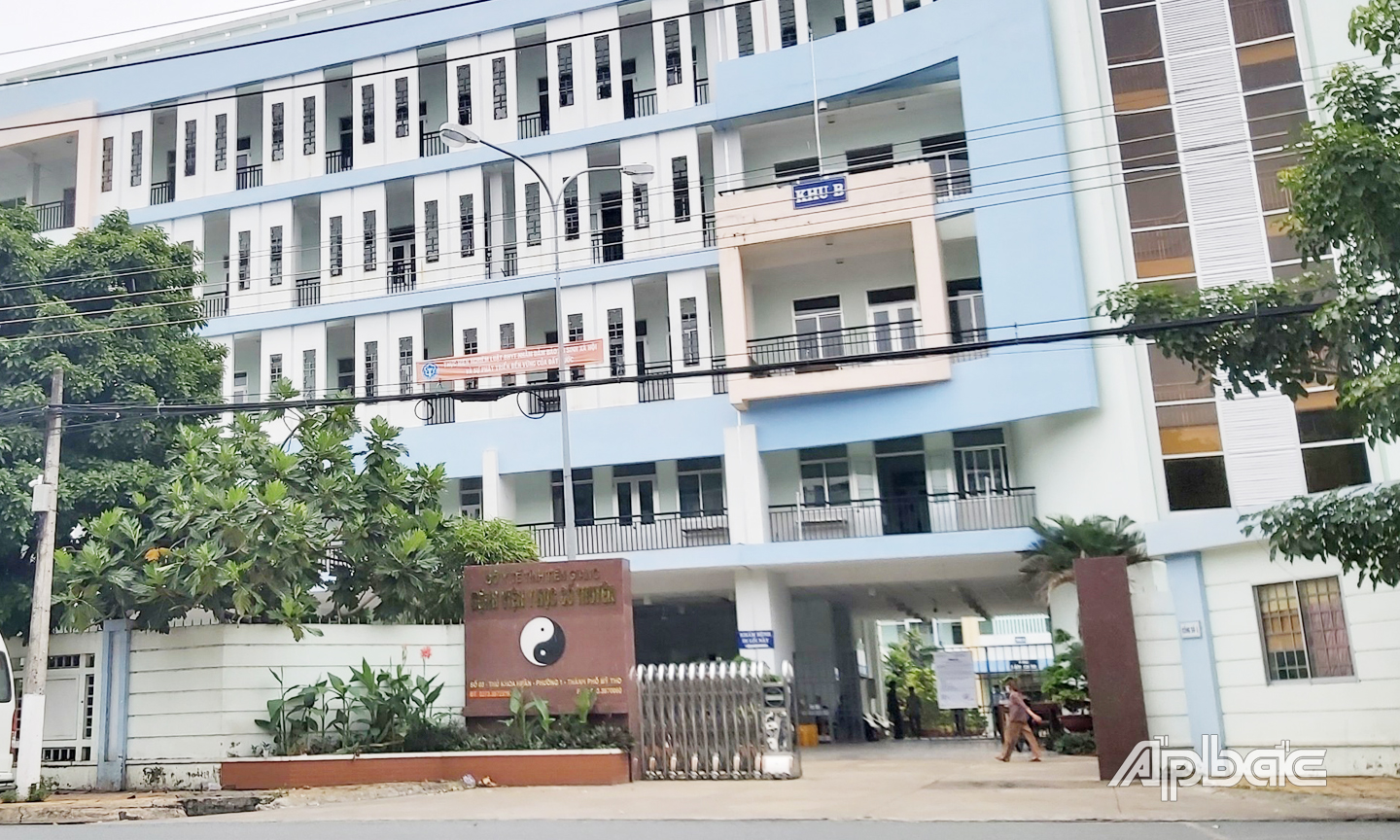 Trong ngày ghi nhận 10 bệnh nhân tử vong, tổng số bệnh nhân tử vong do Covid-19 tại Tiền Giang là 595 người.