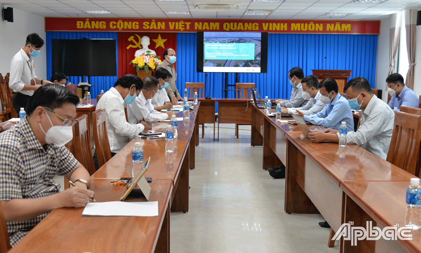 Quang cảnh hội nghị.