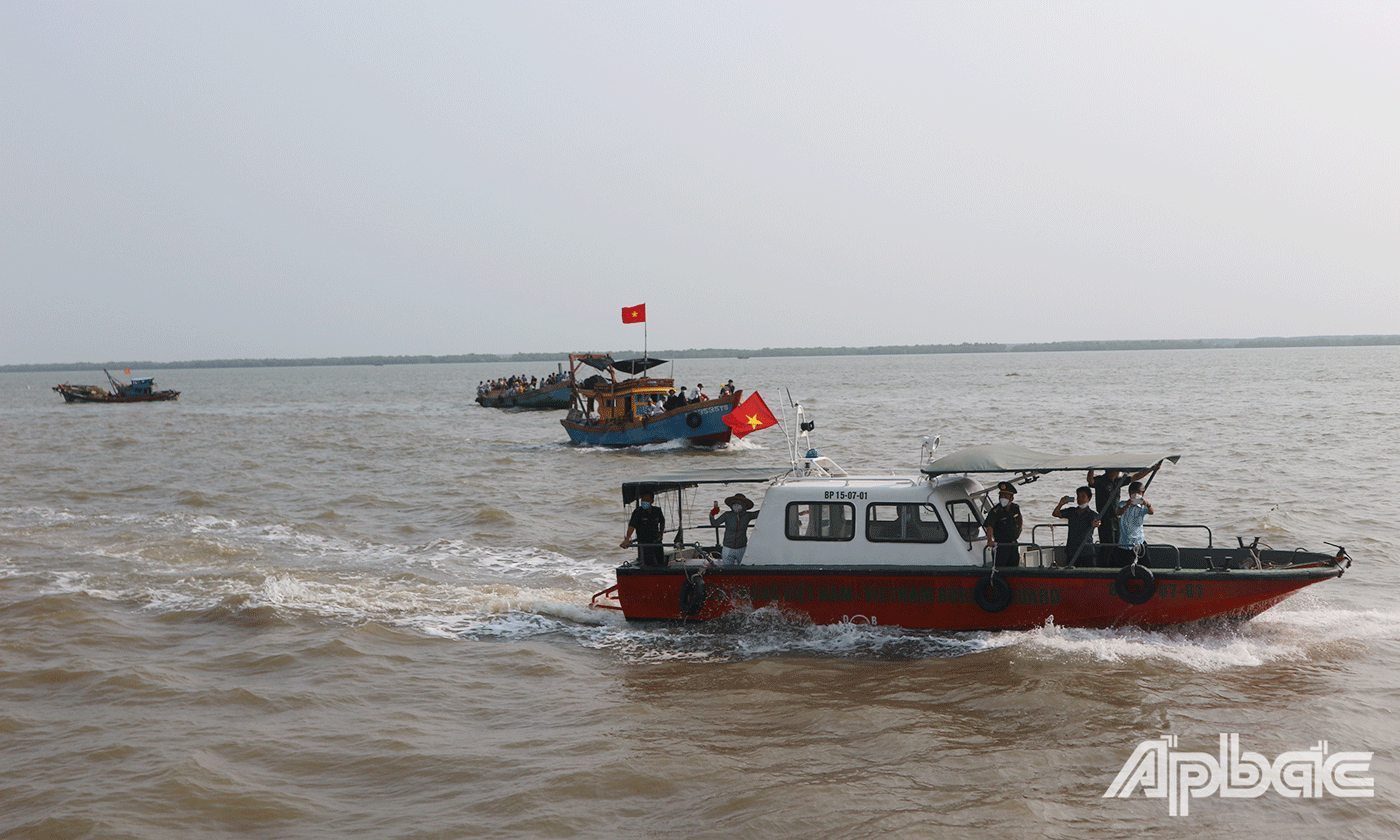 Bộ đội Biên phòng đảm trách công tác kiểm tra an toàn giao thông đường thủy…