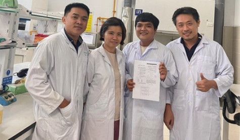 Mỹ cấp bằng sáng chế cho nghiên cứu làm mới xúc tác FCC thải của VPI