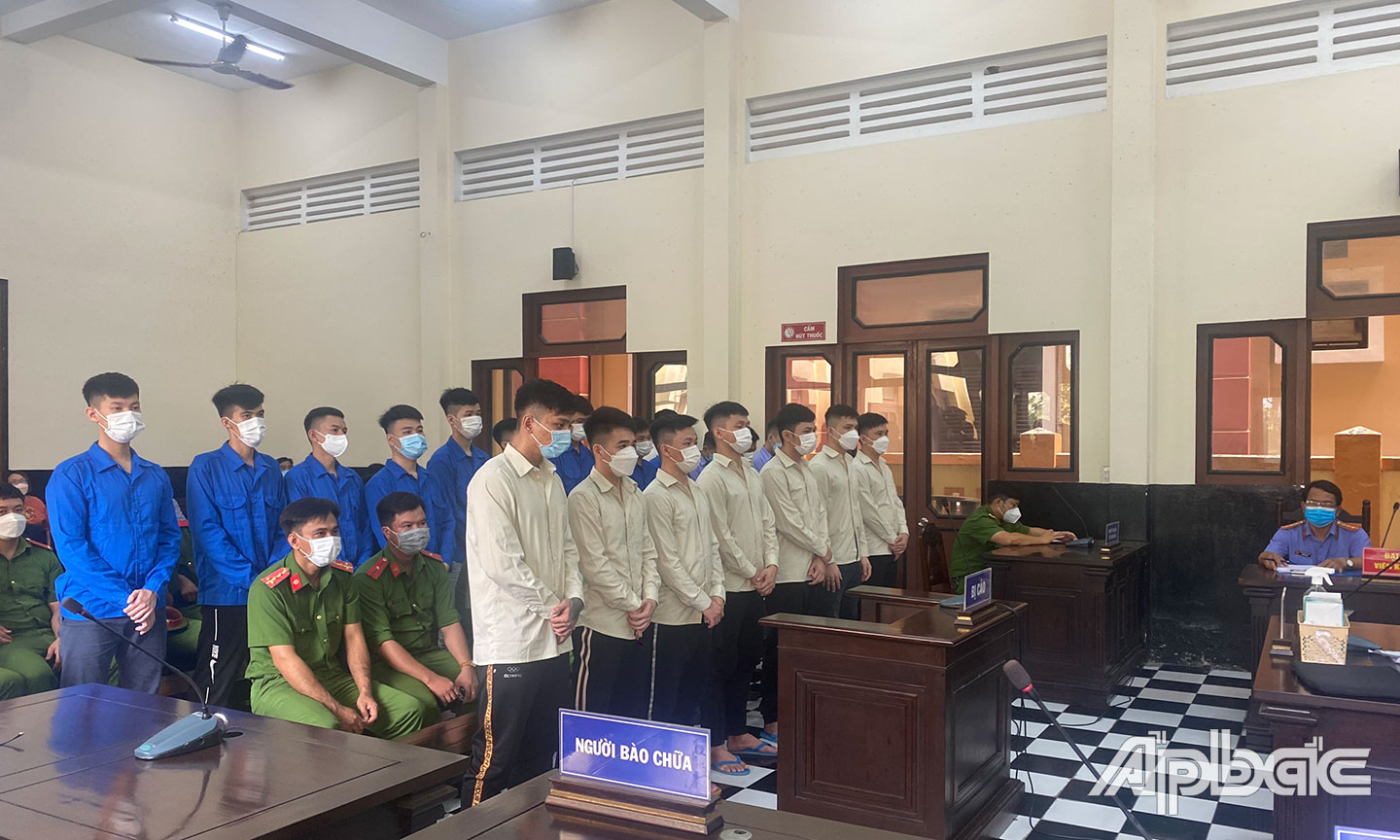 22 bị cáo tại HĐXX.