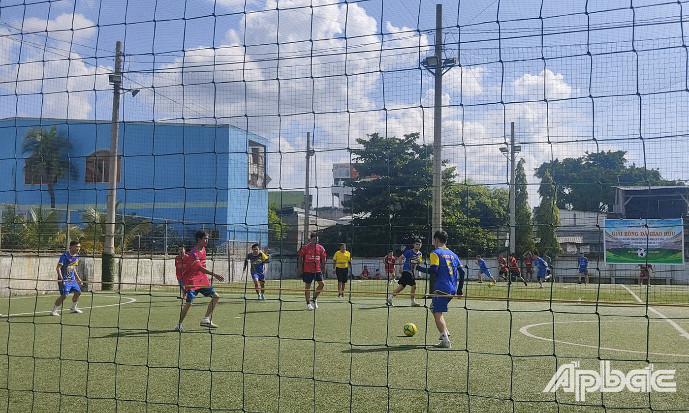 Hưởng ứng Tháng Công nhân năm 2022, Công đoàn cơ sở Khối vận, Công đoàn cơ sở xã Trung An, Công đoàn cơ sở xã Phước Thạnh và Công đoàn cơ sở Công ty Cổ phần Đầu tư và Xây dựng Tiền Giang (TICCO)Giải bóng đá giao hữu 