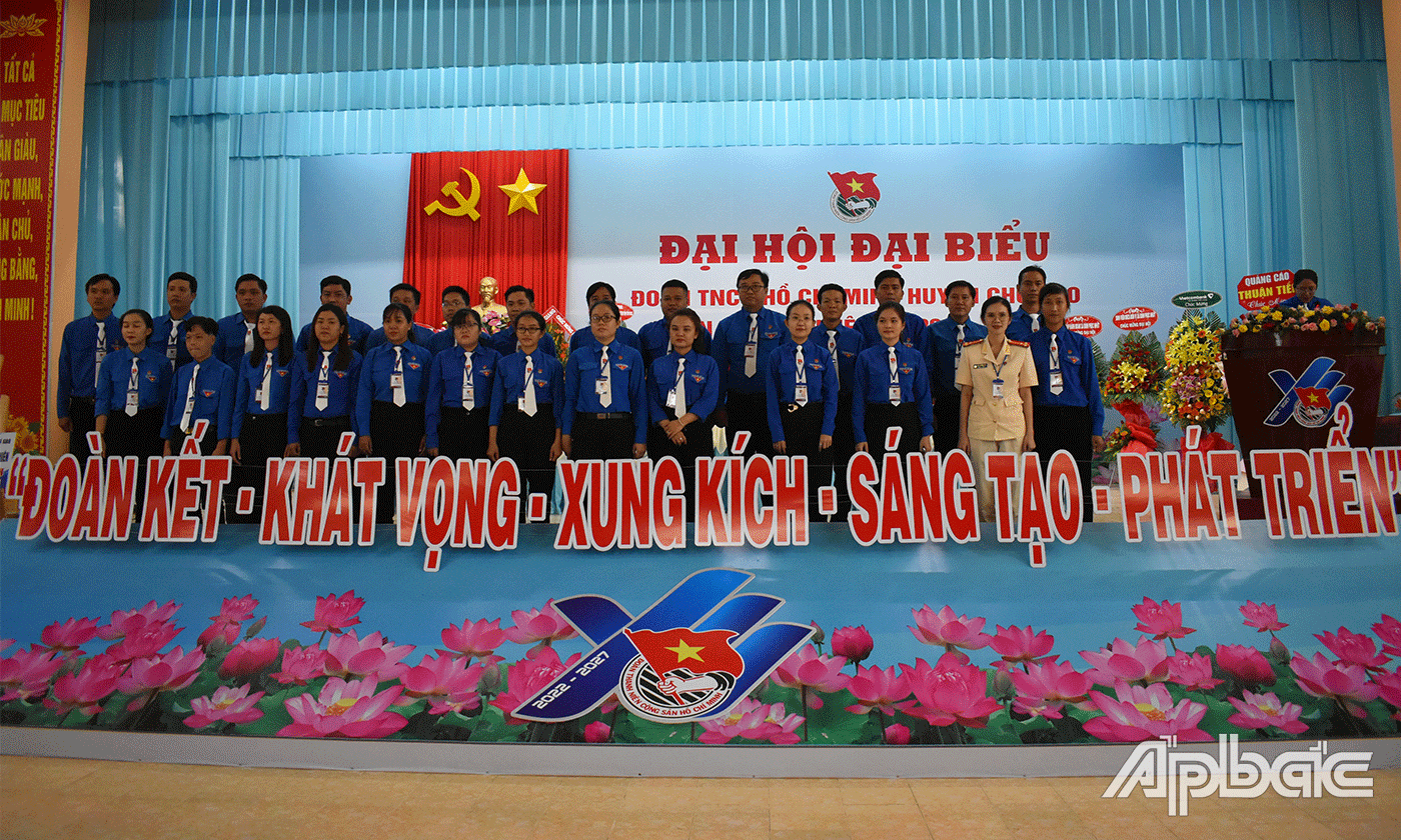 BCH nhiệm kỳ mới ra mắt trước Đại hội.