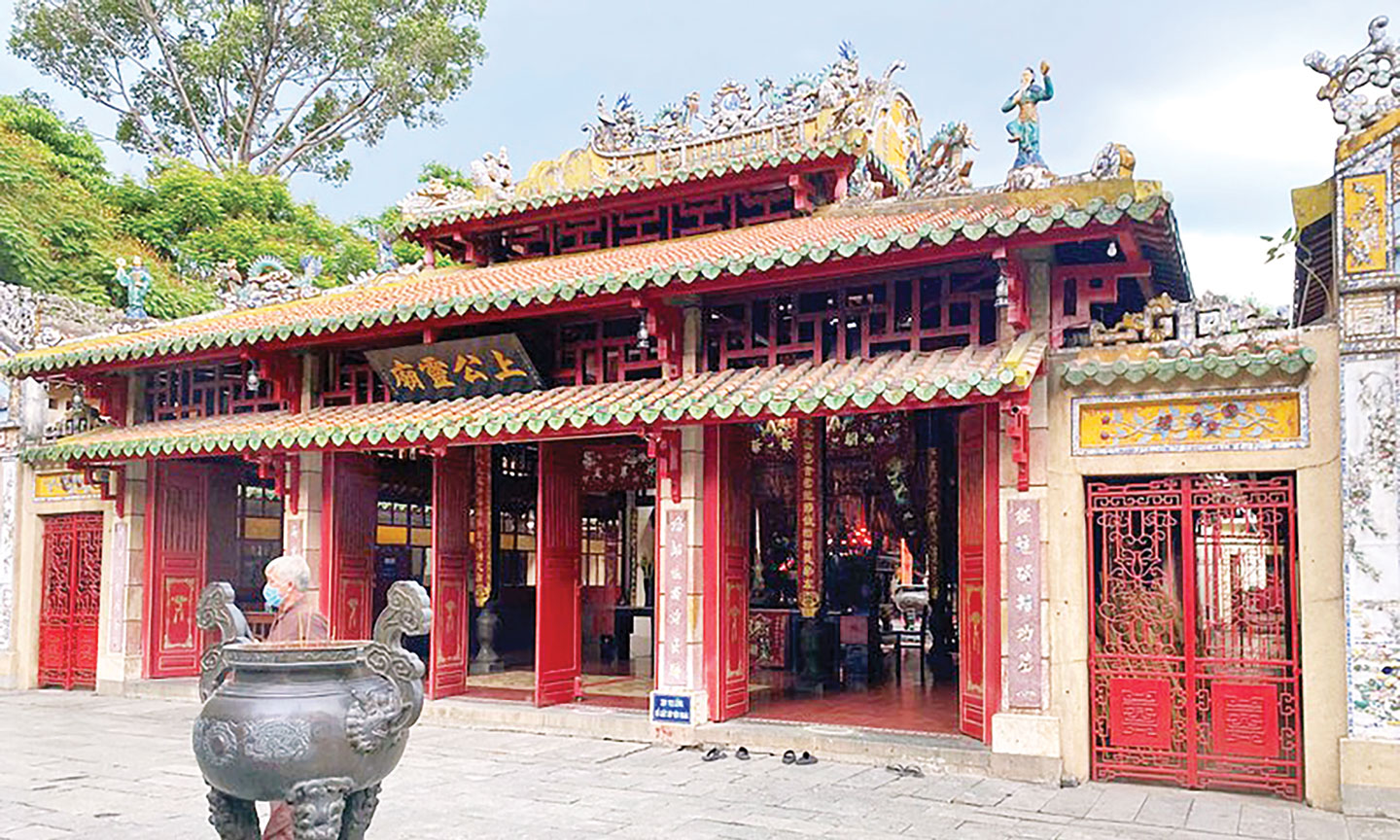 Đền thờ Tả quân Lê Văn Duyệt trong Lăng Ông Bà Chiểu tại TP. Hồ Chí Minh.