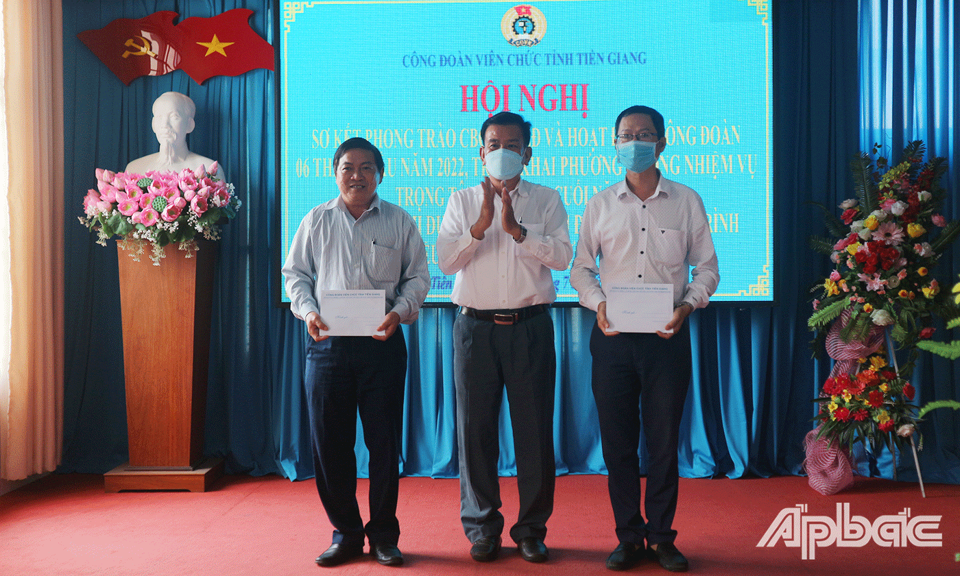 2 cụm có hoạt động xuất sắc trong 6 tháng đầu năm 2022.