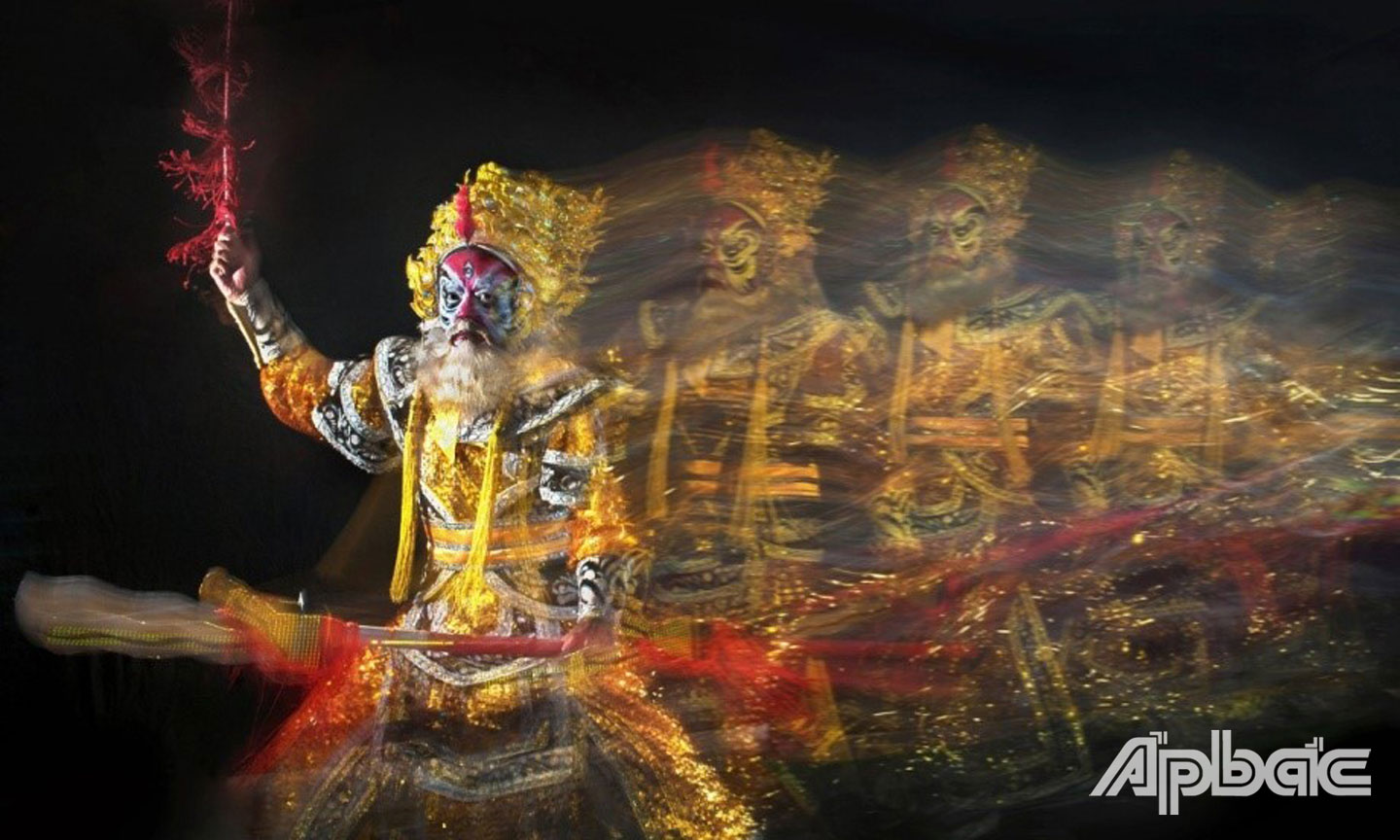 Tác phẩm “Phi ngựa