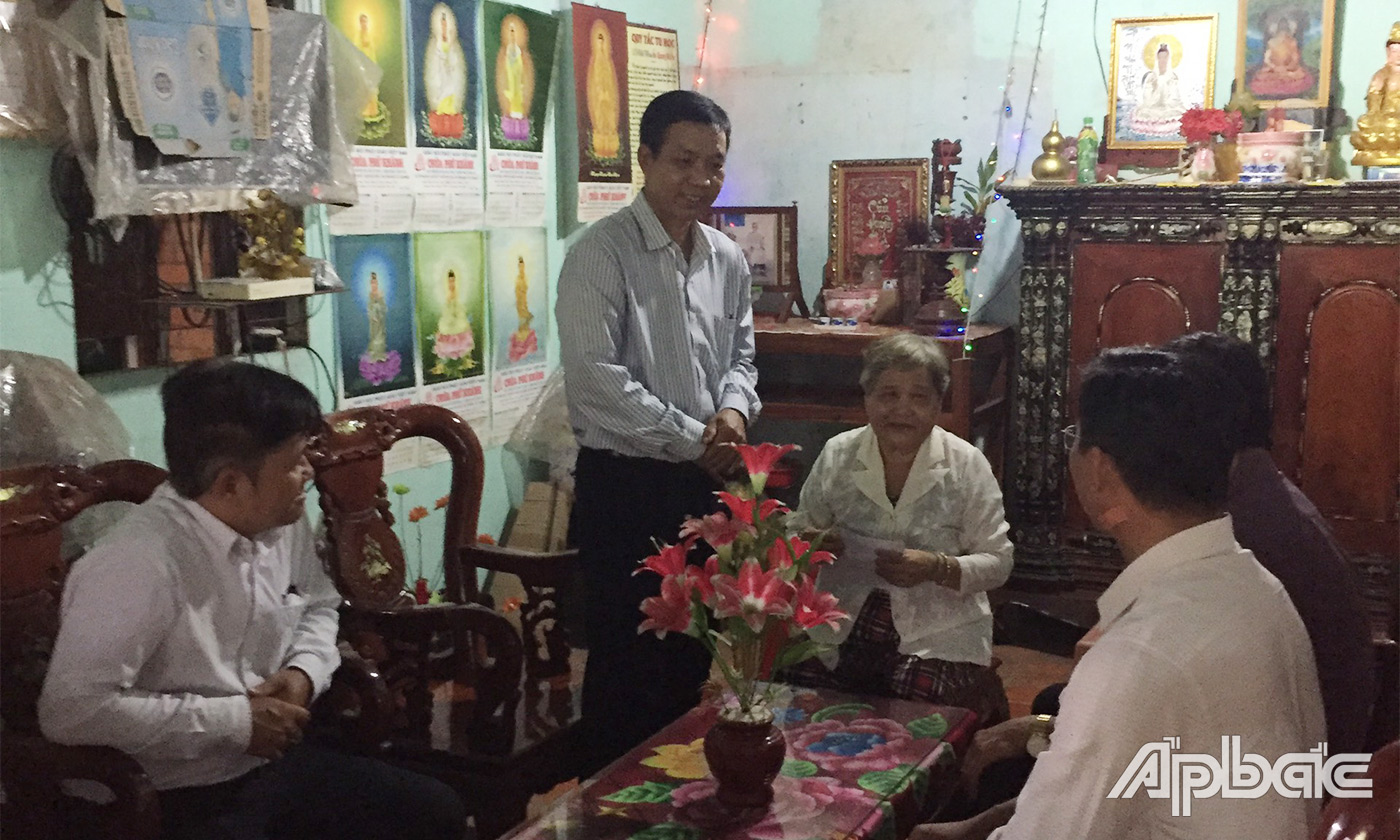 Trưởng Ban VH-XH - HĐND tỉnh Tiền Giang Nguyễn Thị Tuyết Vân