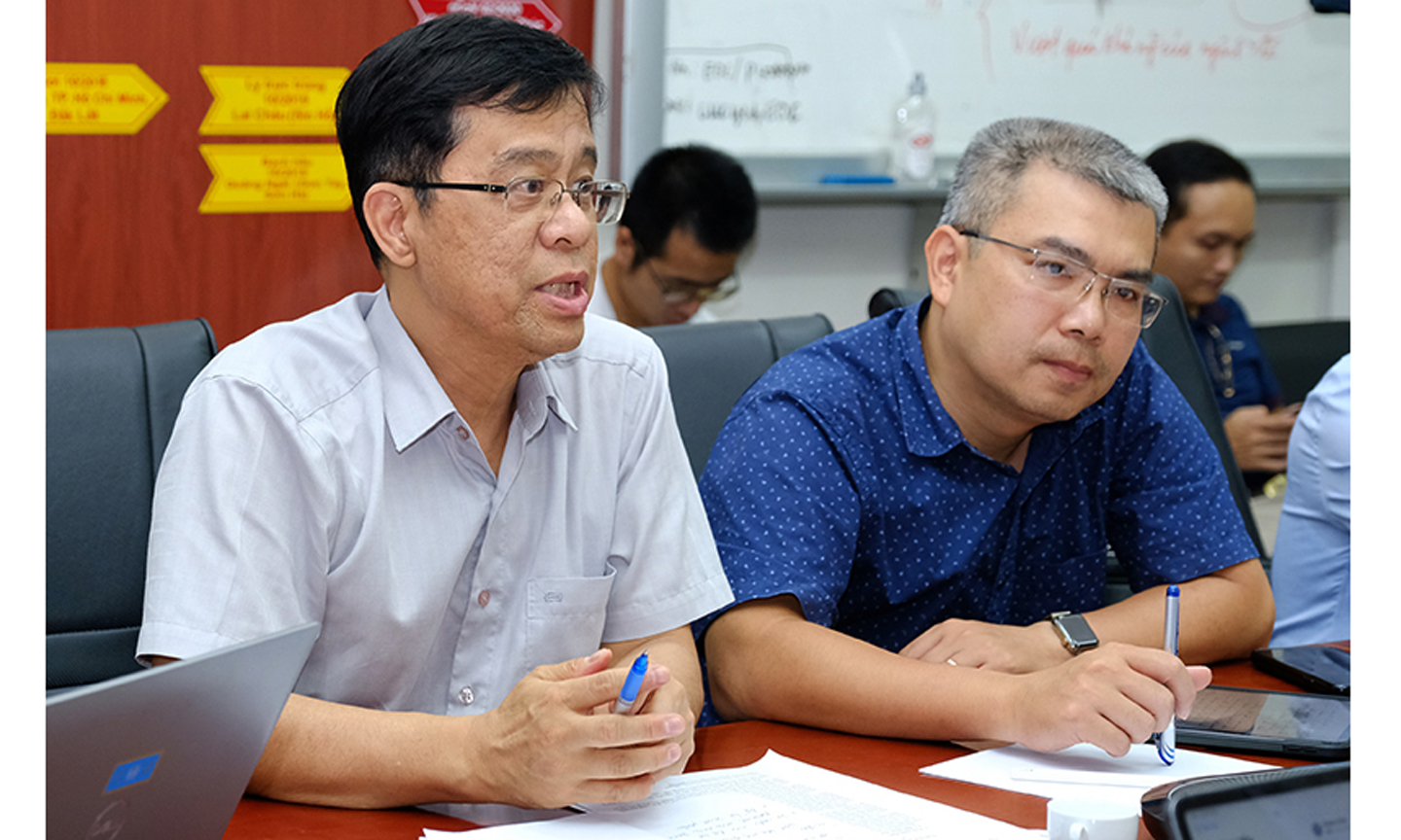 Về năng lực xét nghiệm, GS.TS Đặng Đức Anh- Viện trưởng Viện Vệ sinh dịch tễ Trung ương cho biết, Cục Y tế Dự phòng đã phối hợp với các Viện đề nghị WHO, CDC hỗ trợ các sinh phẩm, quy trình xét nghiệm. Đến nay, WHO đã khẳng định cung cấp mồi như trứng dương cho 4 Viện. Ảnh: Trần Minh