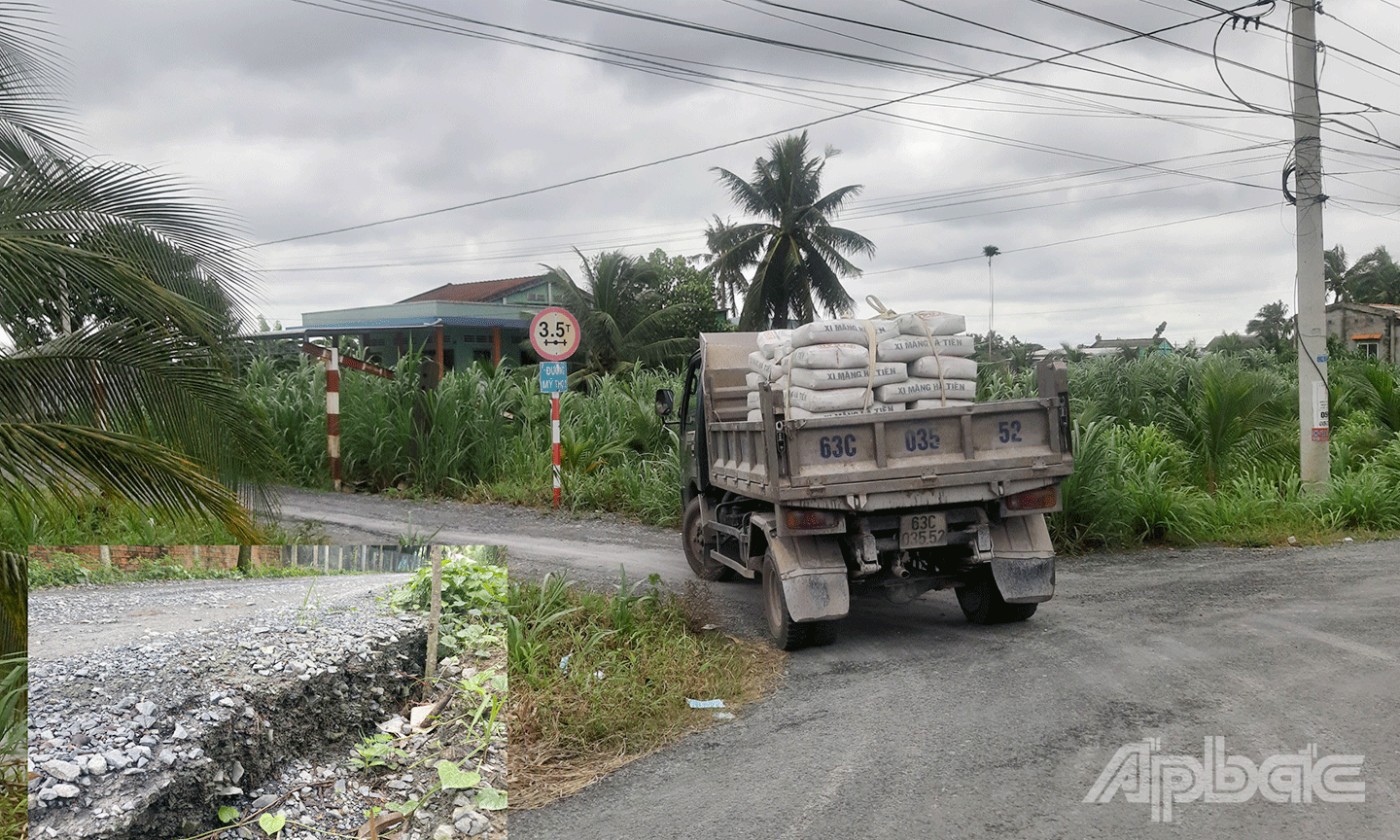 Xe tải T.Đ chở vật liệu xây dựng vào đường có tải trọng 3,5 tấn.