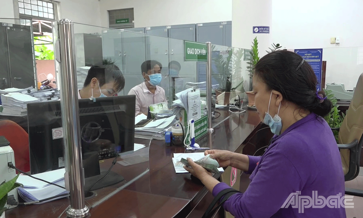 Nhiều hộ dân vươn lên thoát nghèo nhờ được vay vốn ưu đãi từ NHCSXH.