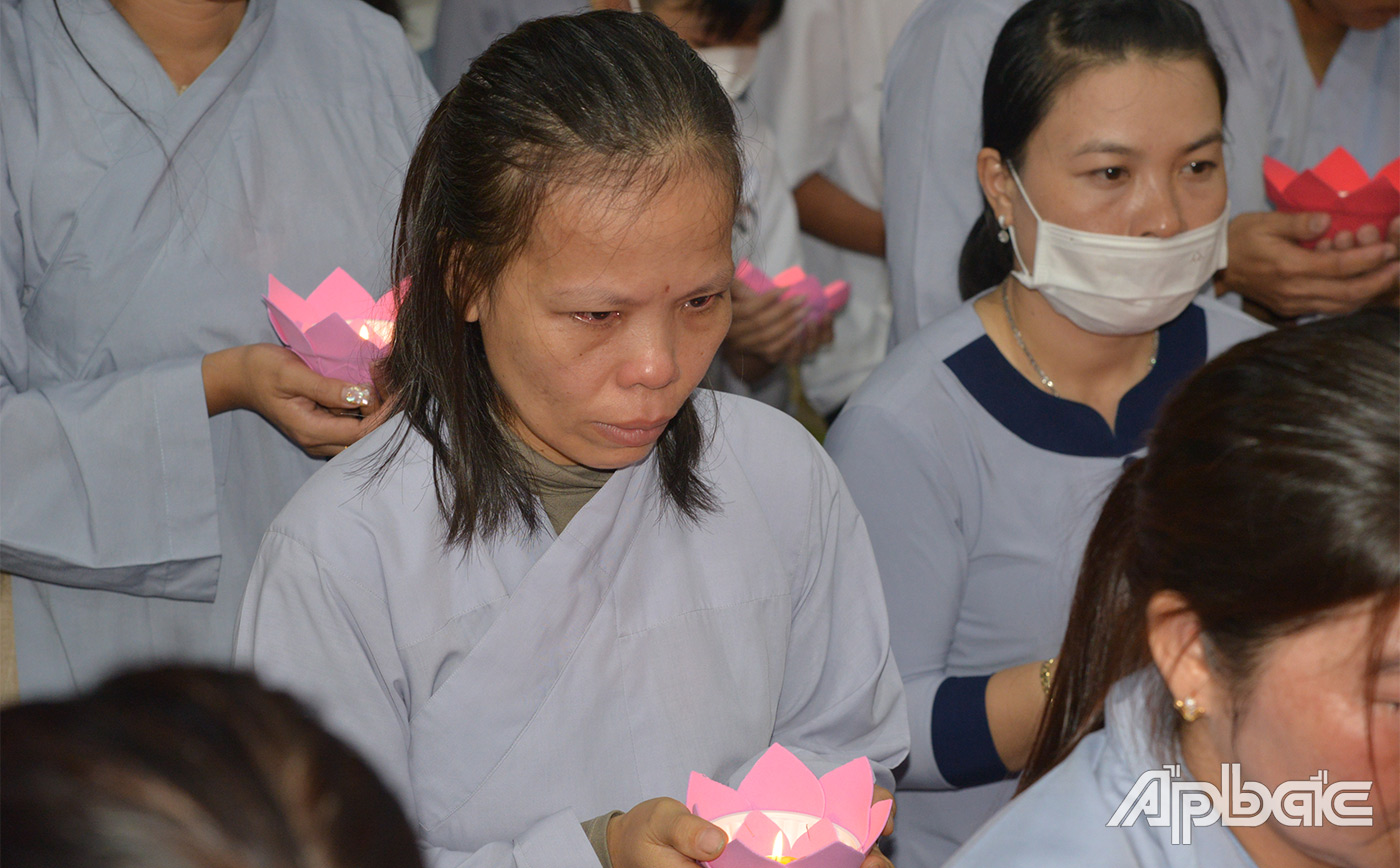 ....và những giọt nước mắt xúc động