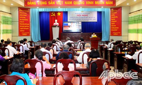 Tập huấn công tác khuyến học, khuyến tài