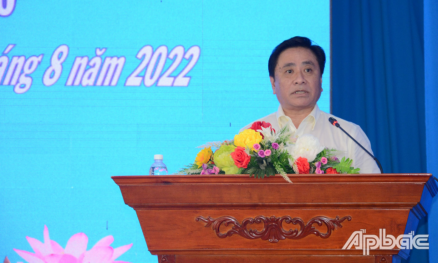 Đồng chí Trần Văn Dũng phát biểu tại hội nghị.