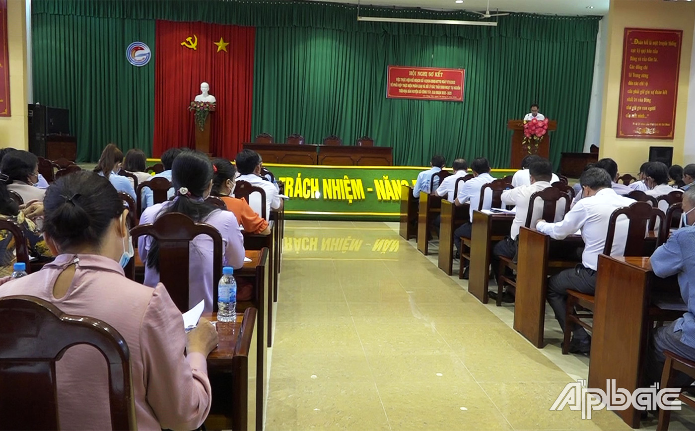 Quang cảnh hội nghị