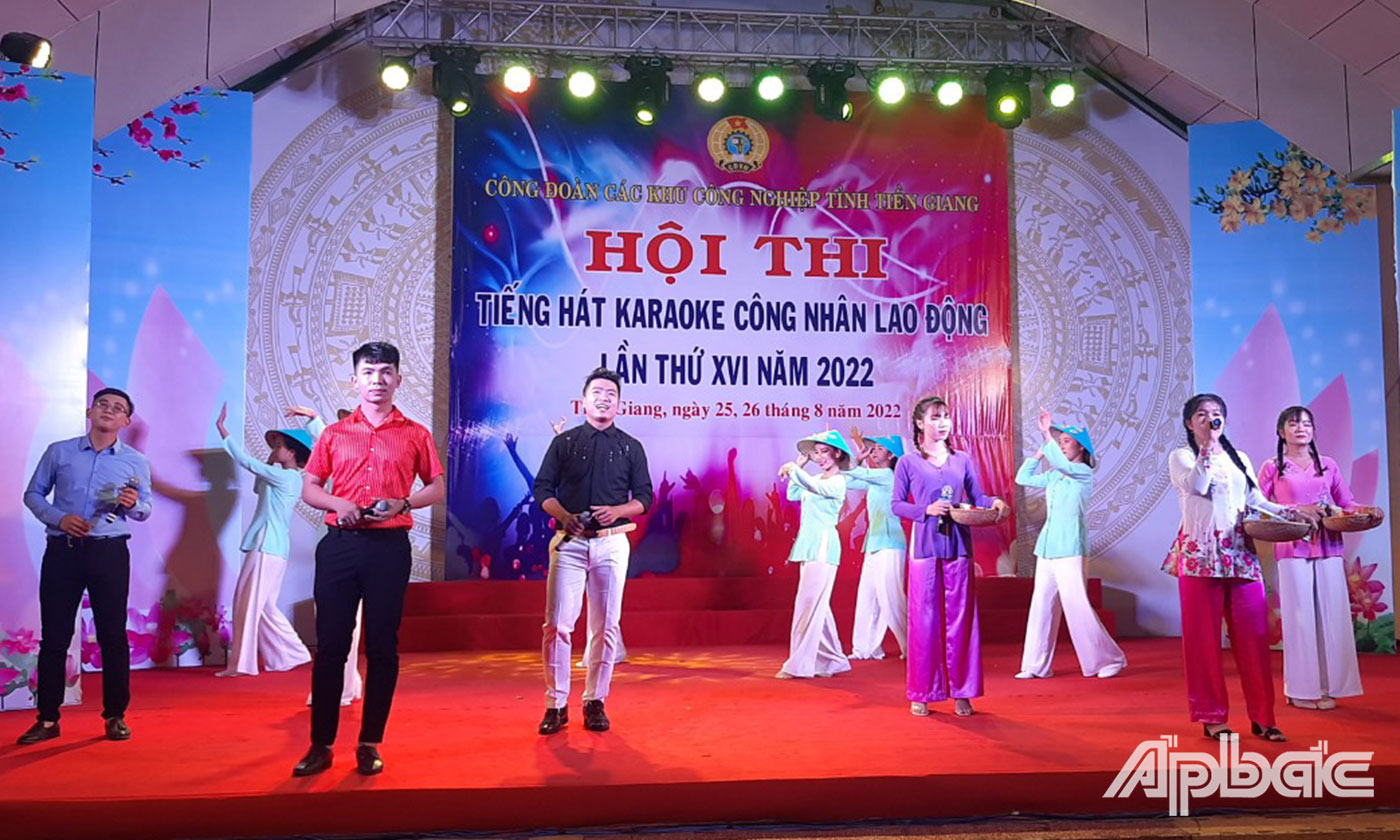 Các tiết mục văn nghệ tham gia Hội thi Tiếng hát karaoke công nhân lao động