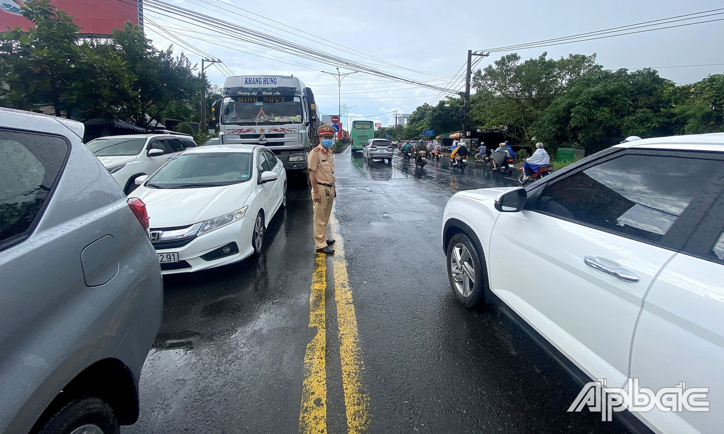 Lực lượng CSGT - Công an tỉnh Tiền Giang