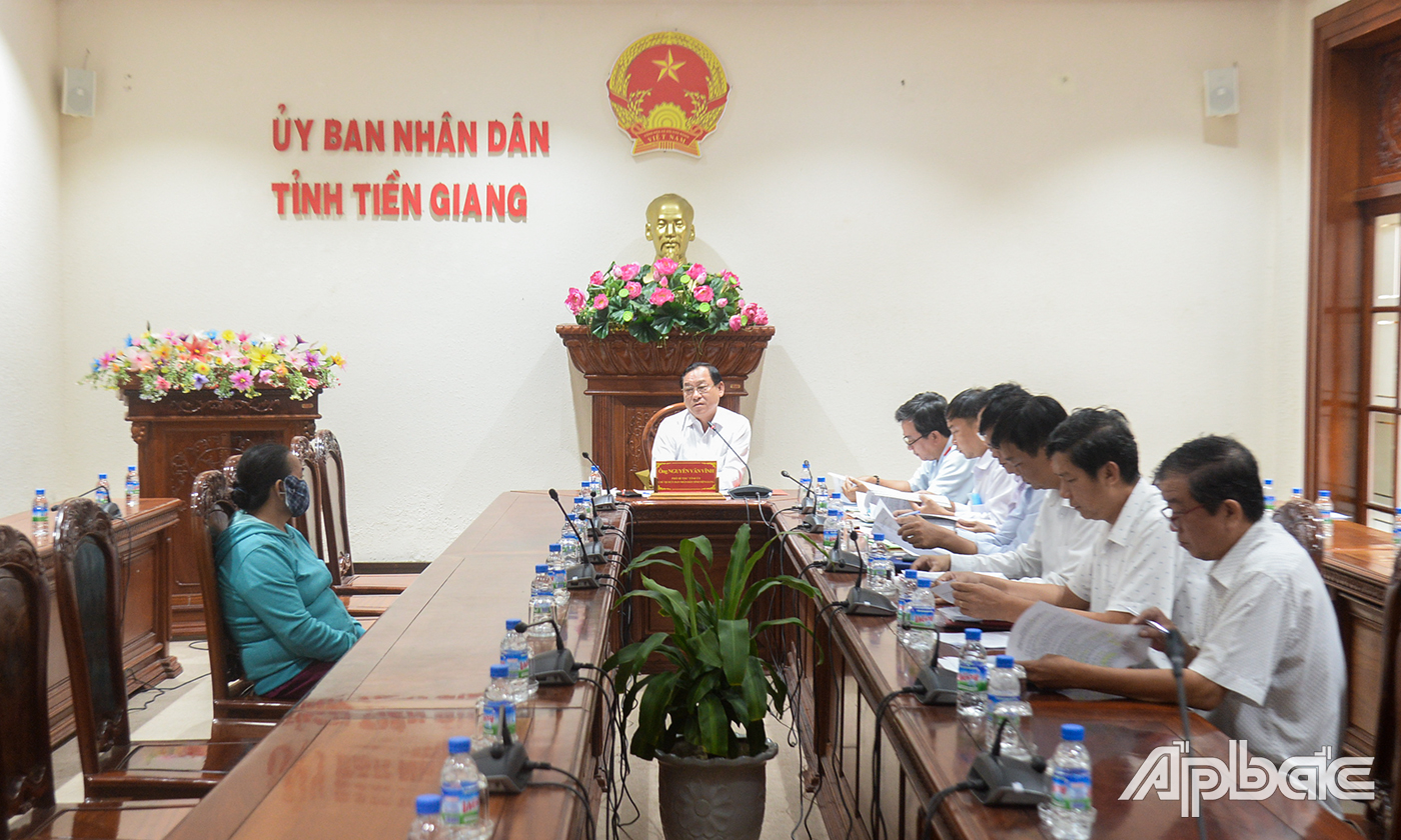 Quang cảnh buổi tiếp công dân.
