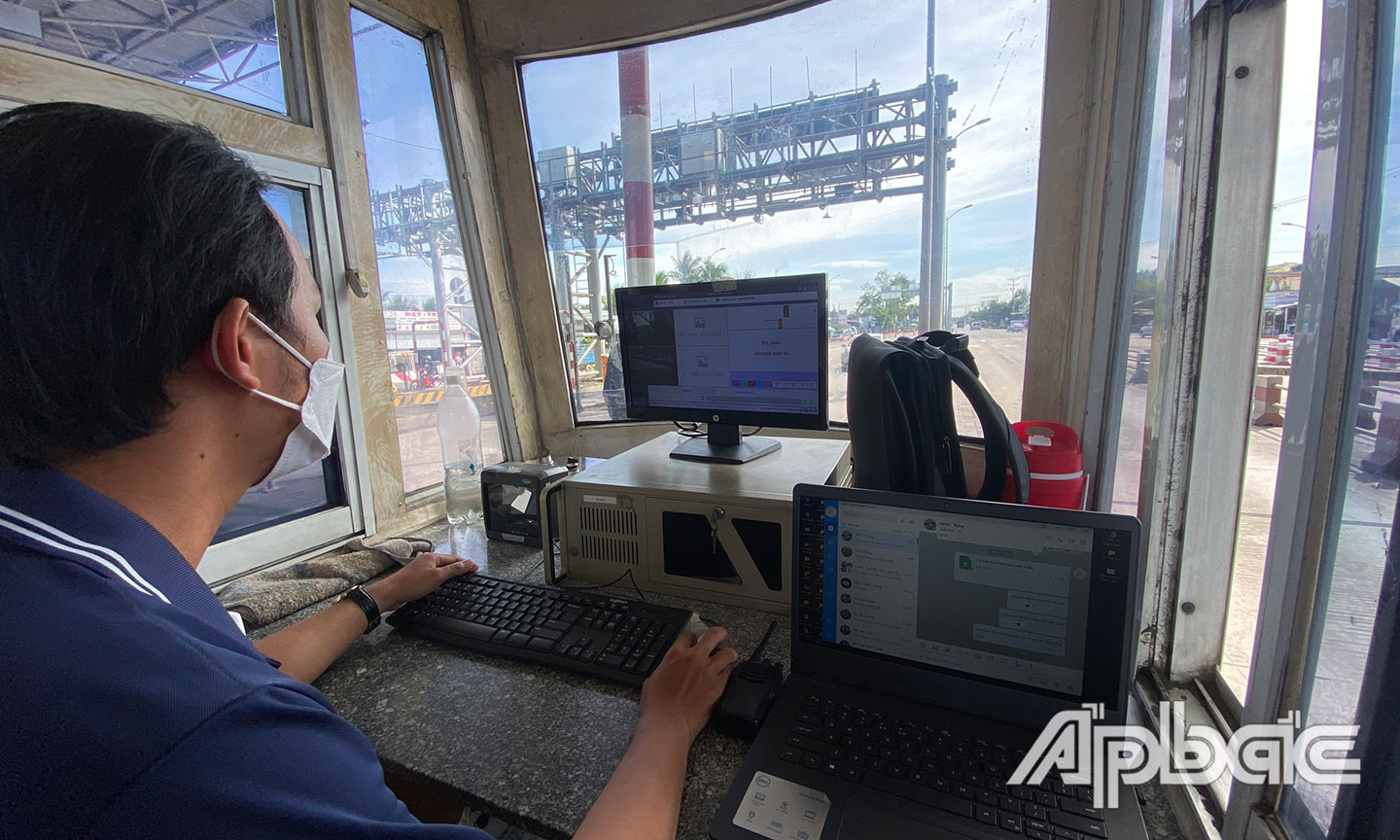 Thiết bị vận hành thu phí đang test rất nhiều lần, đảm bảo các điều kiện thu phí không dừng