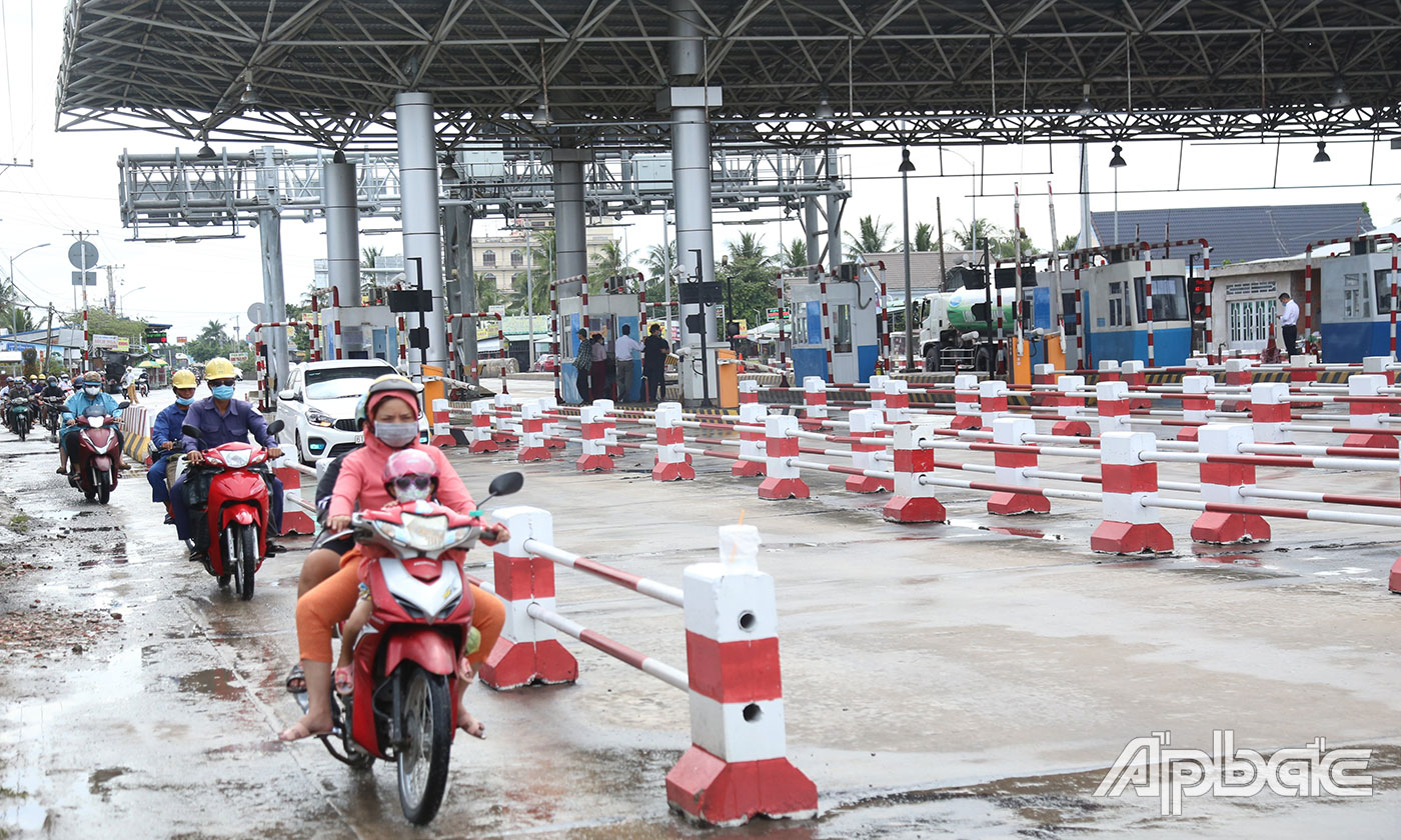 Tình hình trật tự an toàn giao thông được đảm bảo khi BOT Cai Lậy thu phí thử.