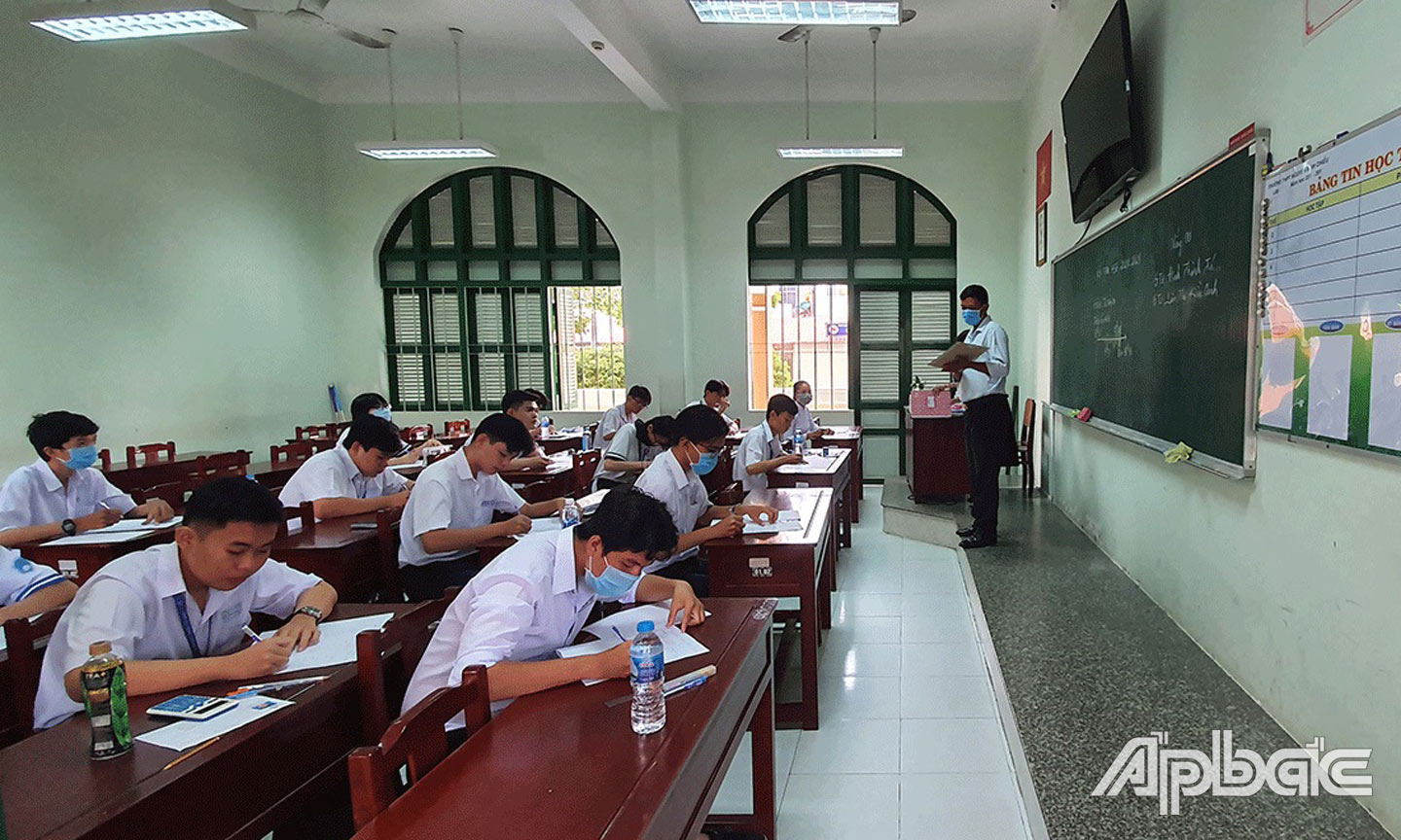  Học sinh dự thi HSG cấp tỉnh bậc THPT năm 2021. 