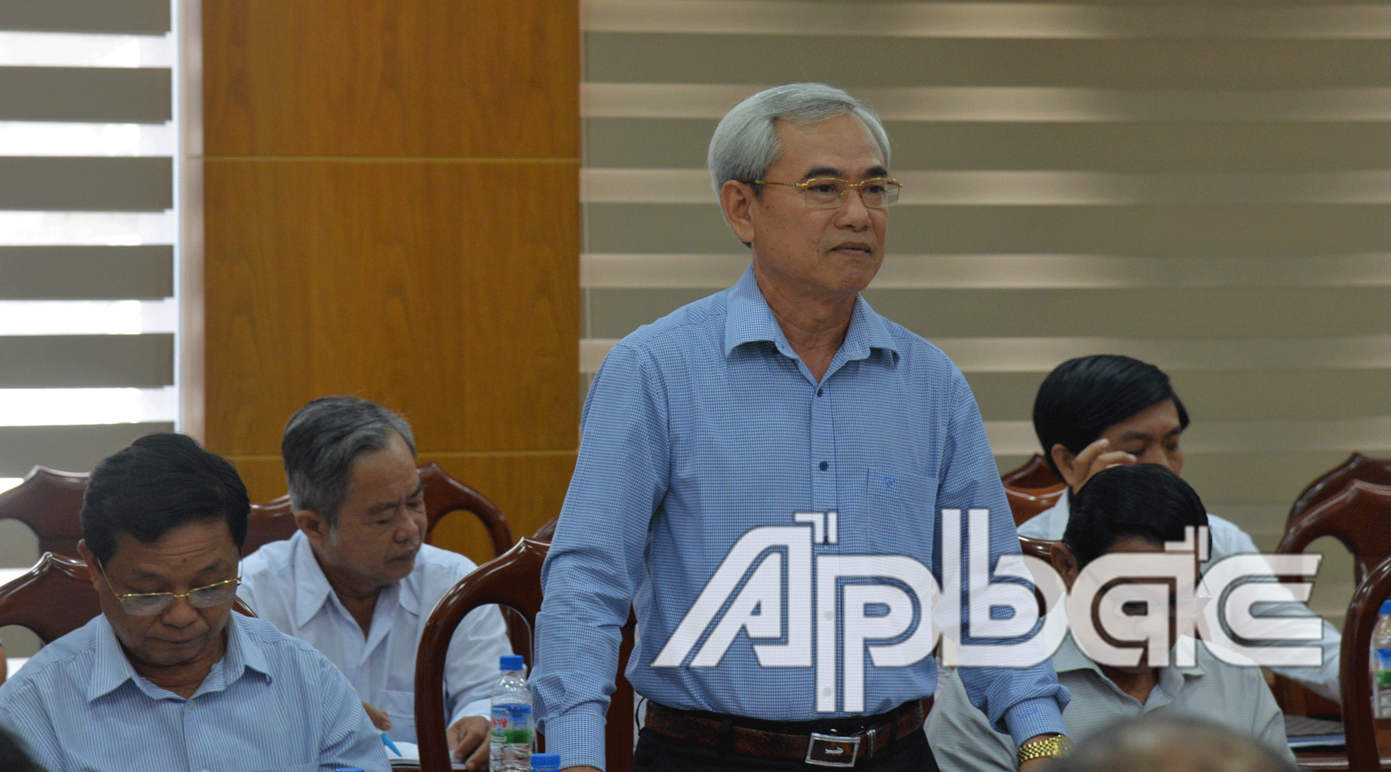 Đại biểu thảo luận về thực hiện nhiệm vụ công tác tổ chức xây dựng Đảng 