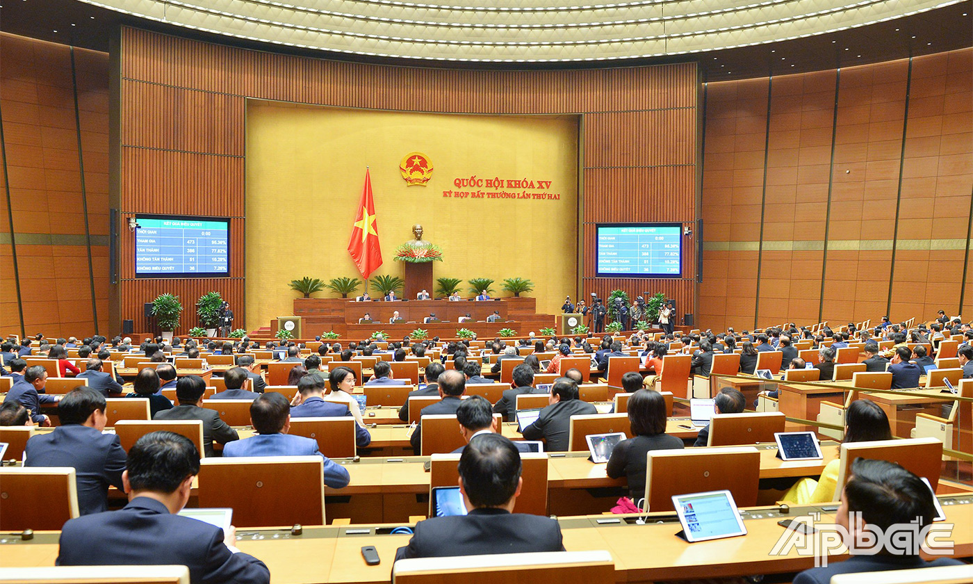 Quang cảnh biểu quyết