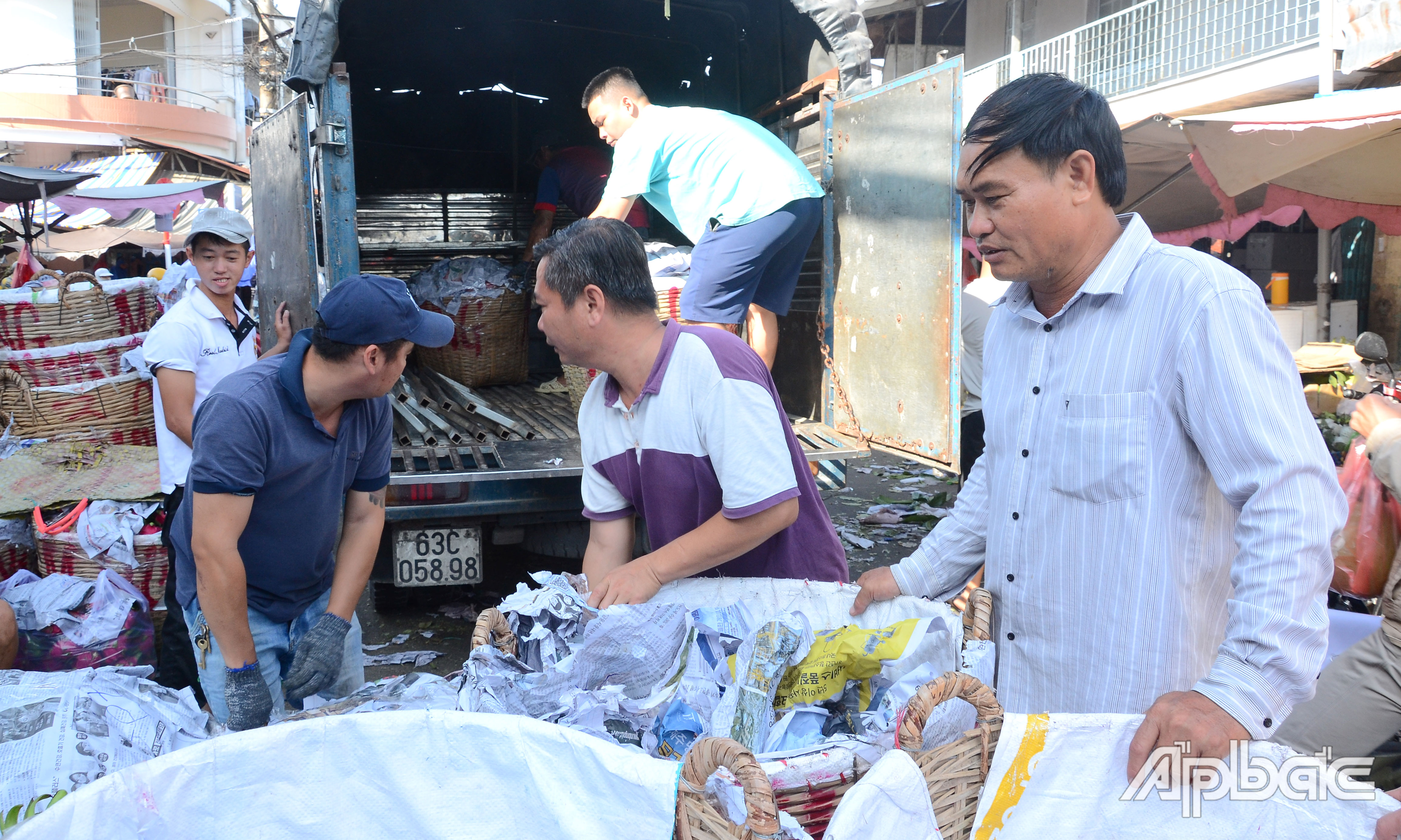 Thanh long ruột đỏ loại 1 có giá 25.000 đồng/kg, tăng so với những ngày trước.