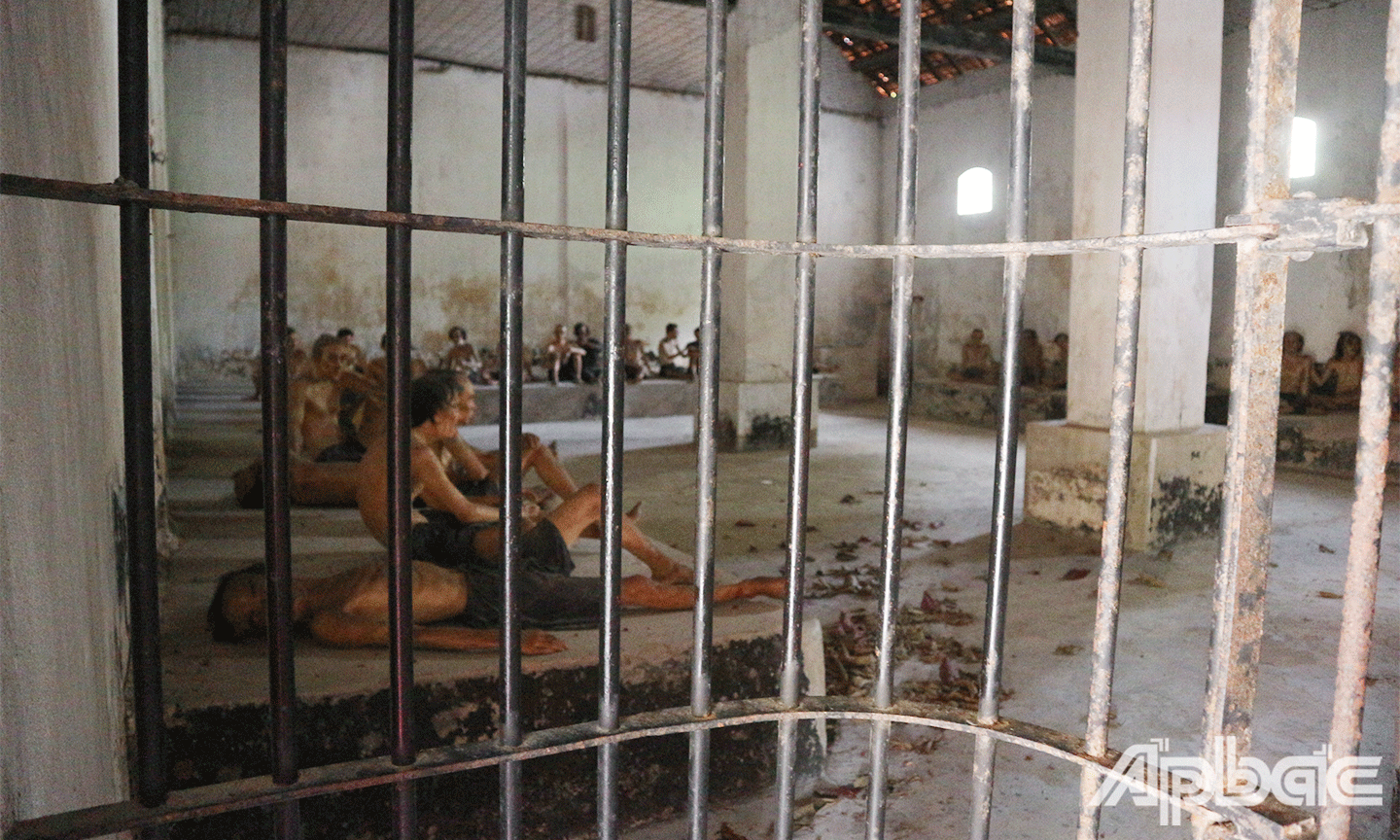 Phòng giam trại Phú Hải