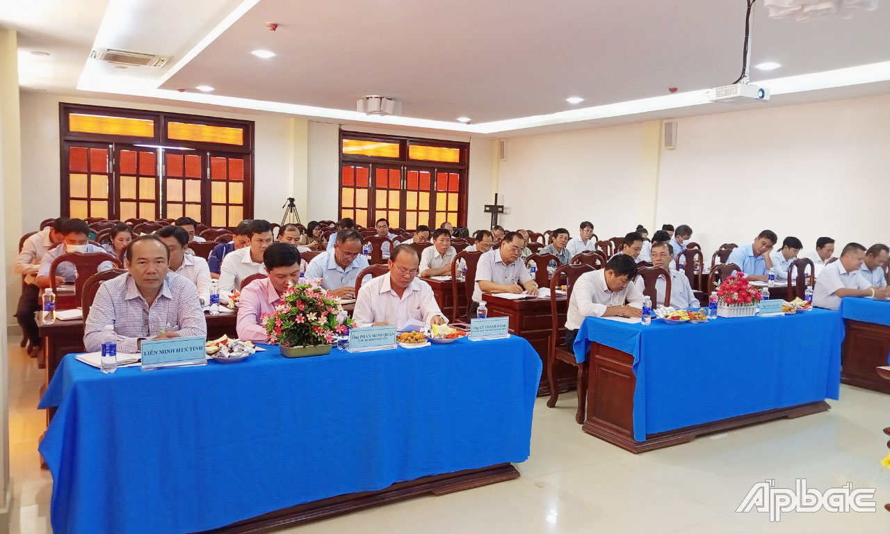 Quang cảnh hội nghị.