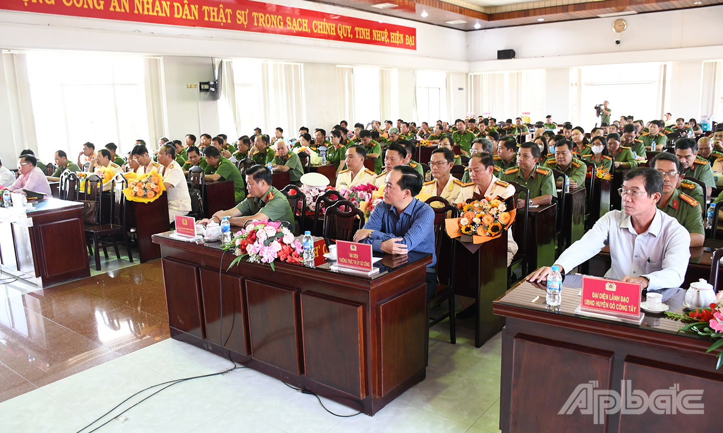 Đại biểu tham dự Lễ.