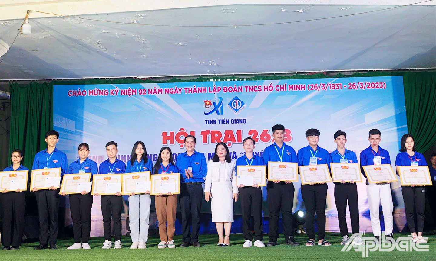 Ban Thường vụ Tỉnh đoàn Tiền Giang tuyên dương, khen thưởng 24 em học sinh đạt danh hiệu “Học sinh 3 tốt” cấp tỉnh
