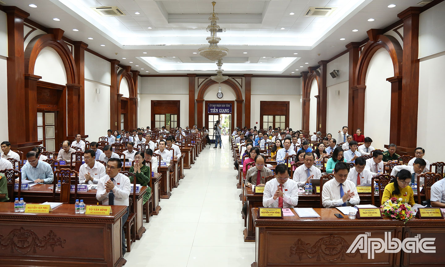 Quang cảnh kỳ họp thứ 8 (Kỳ họp chuyên đề) HĐND tỉnh.