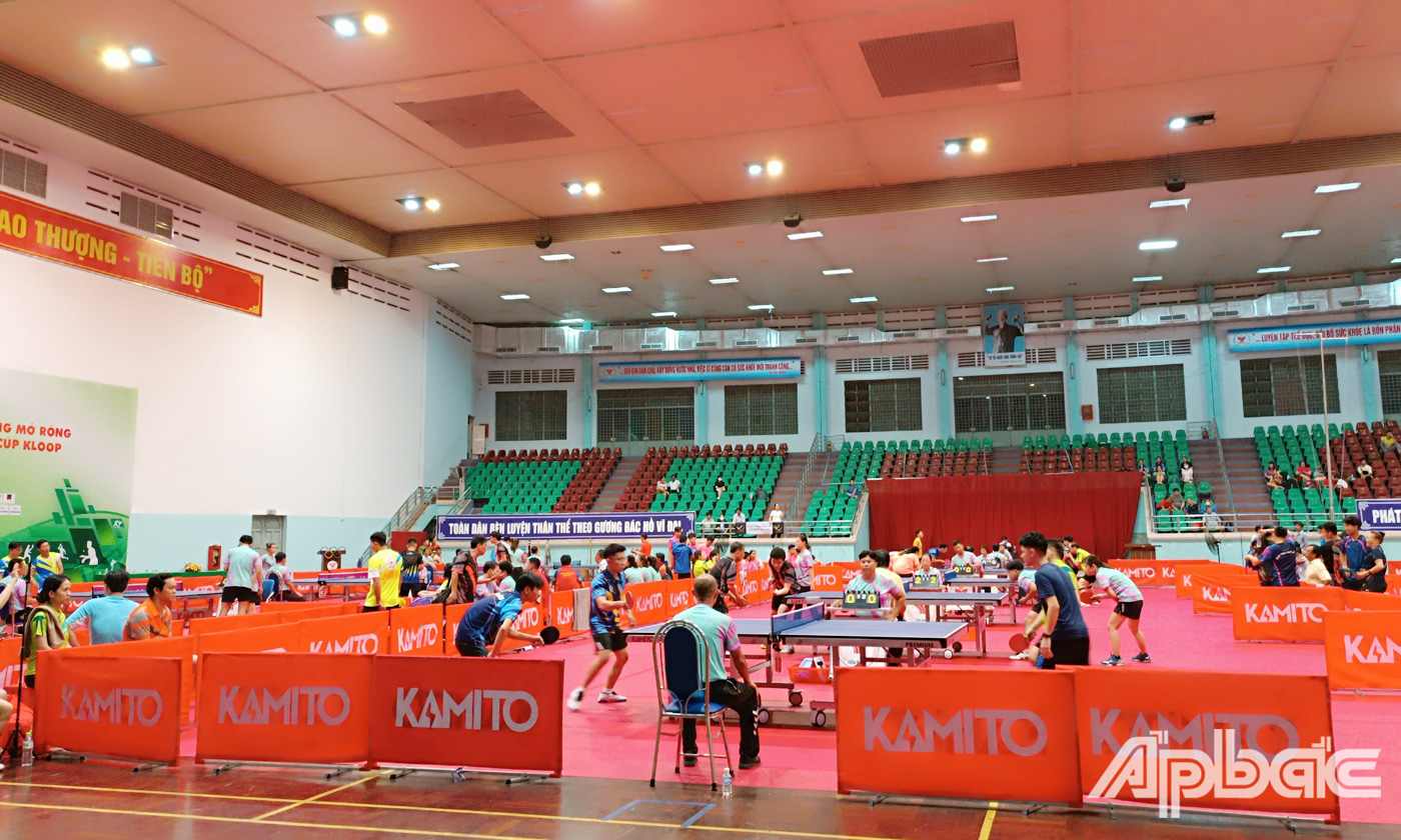 Một số đơn vị bắt đầu tranh tài