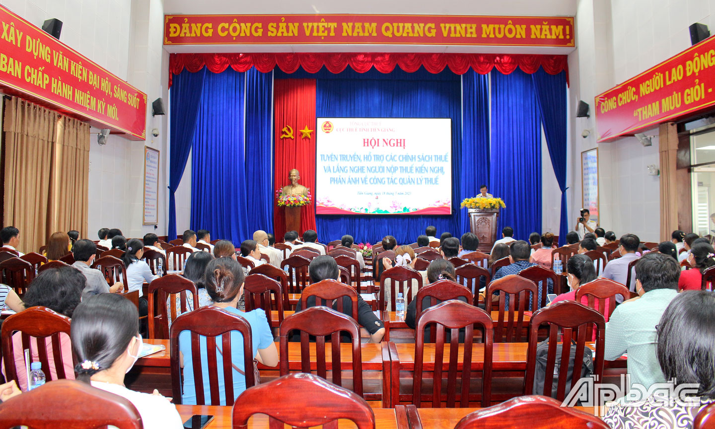 Quang cảnh hội nghị.