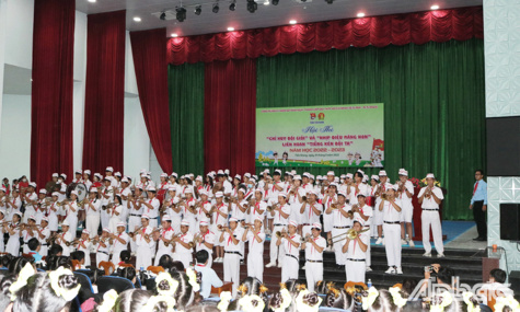 Tổ chức hội thi và liên hoan nhân Ngày Thành lập Đội