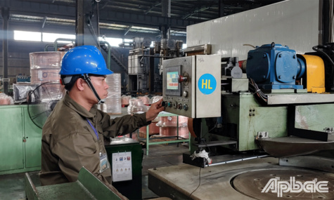 Kỹ sư Trần Văn Cưỡng: Nhiều sáng kiến, cải tiến làm lợi cho doanh nghiệp