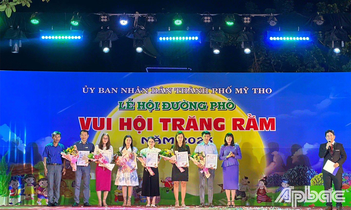 Ban Tổ chức gửi thư cảm ơn các doanh nghiệp, nhà tài trợ đã tham gia đóng góp cho chương trình.