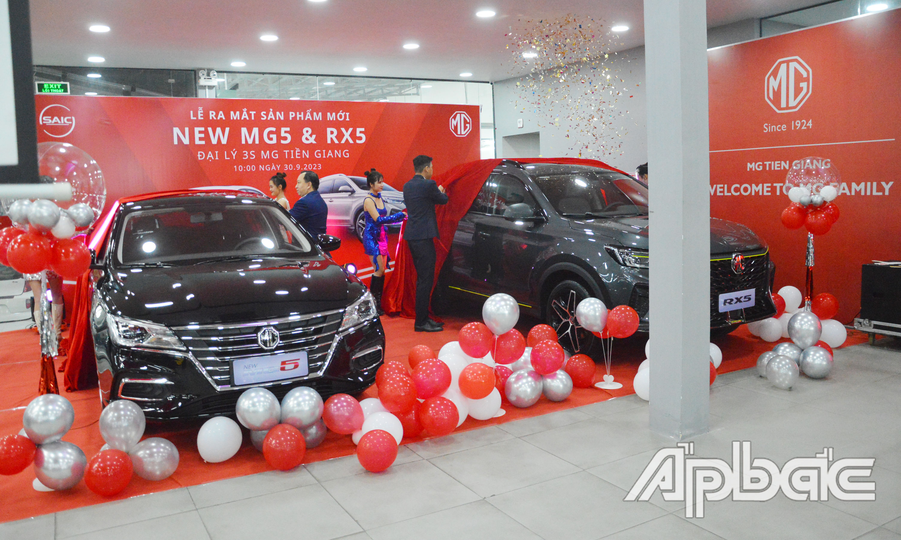 Nghi thức ra mắt sản phẩm mới.