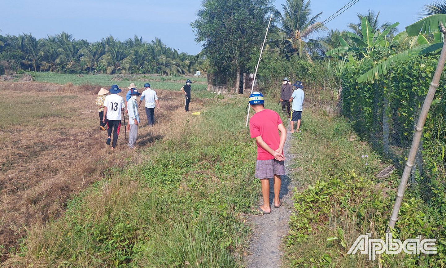 Con đường lúc ban đầu khi chuẩn bị khởi công làm.