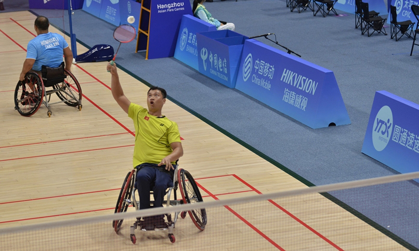 Trương Ngọc Bình không thể vượt qua được Bin Noorlan Noor Azwan (Malaysia).