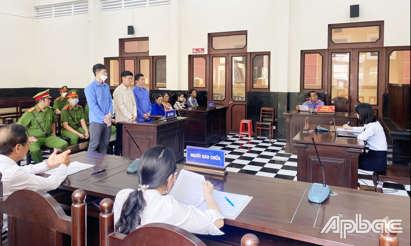 Đại diện VKSND tỉnh Tiền Giang tham gia xét xử tại Tòa án nhân dân tỉnh.