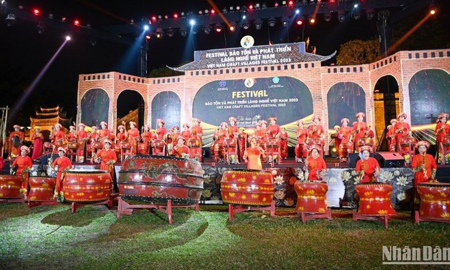 Vietnam craft villages festival opens