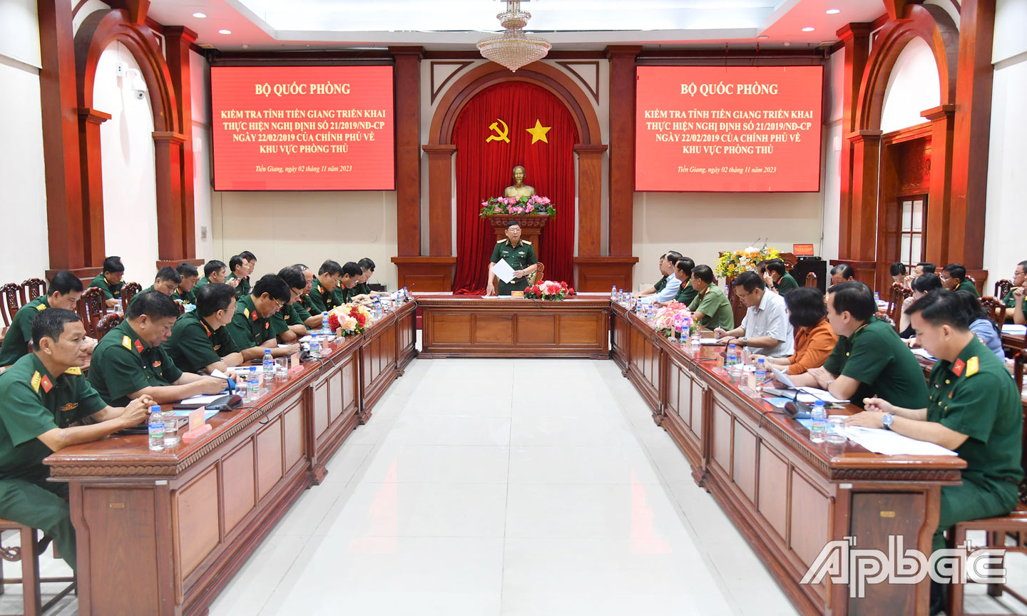 Thượng tướng Huỳnh Chiến Thắng phát biểu chỉ đạo tại buổi kiểm tra về kết quả thực hiện Nghị định 21 của Chính phủ về KVPT tại tỉnh Tiền Giang.