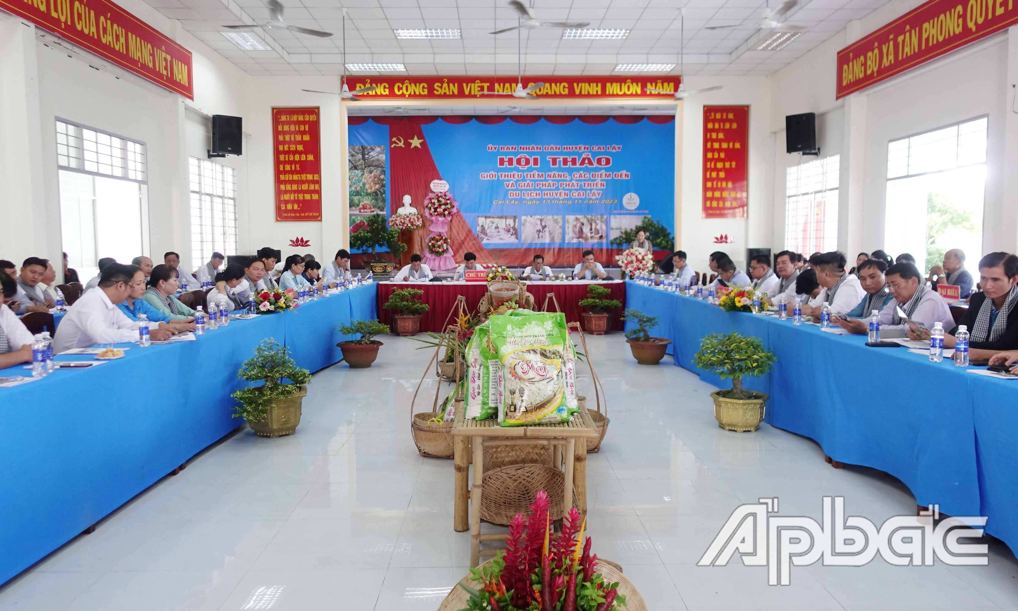 Quang cảnh hội thảo.