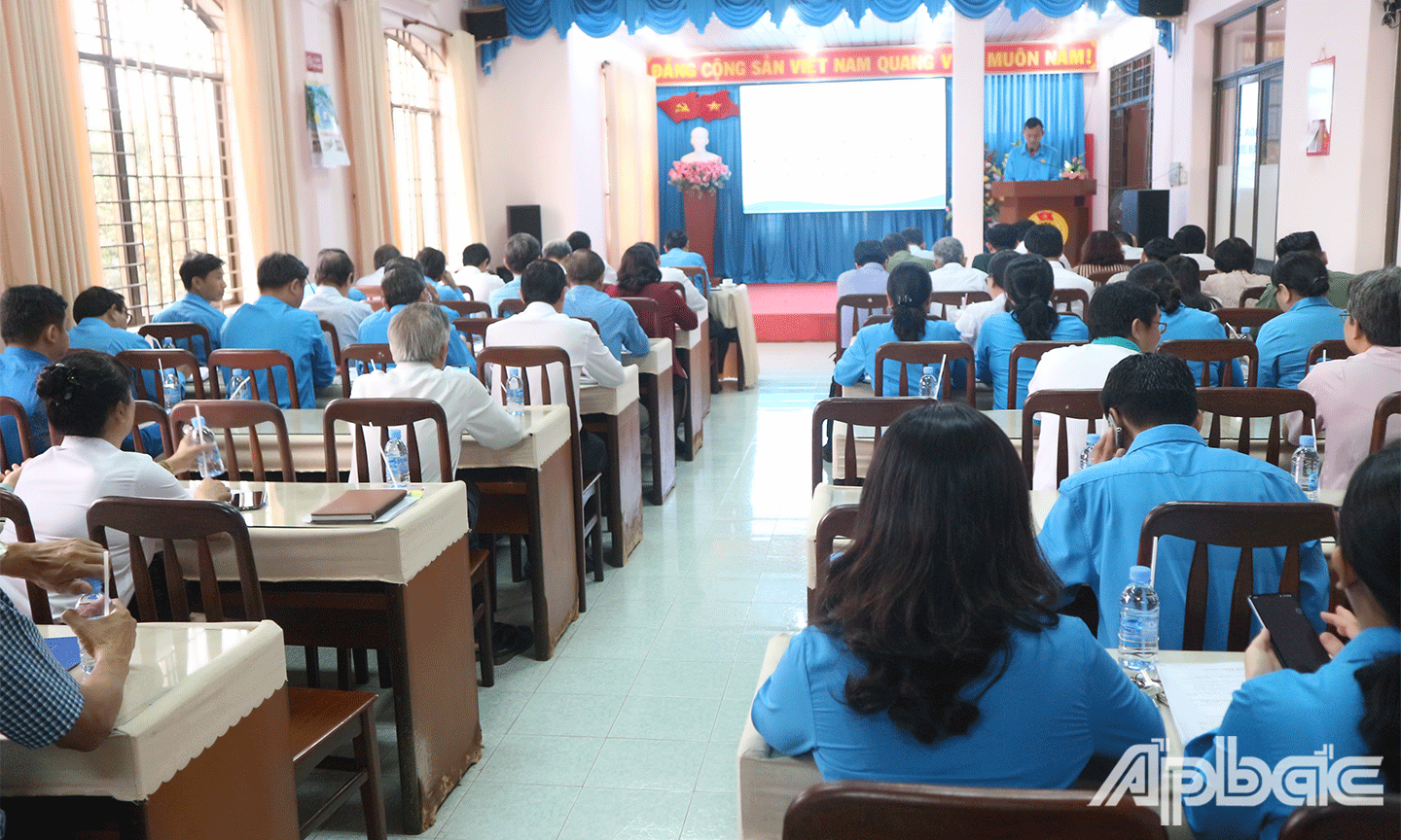 Quang cảnh hội nghị