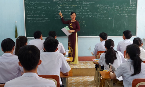 Về nghe lời ru bụi phấn