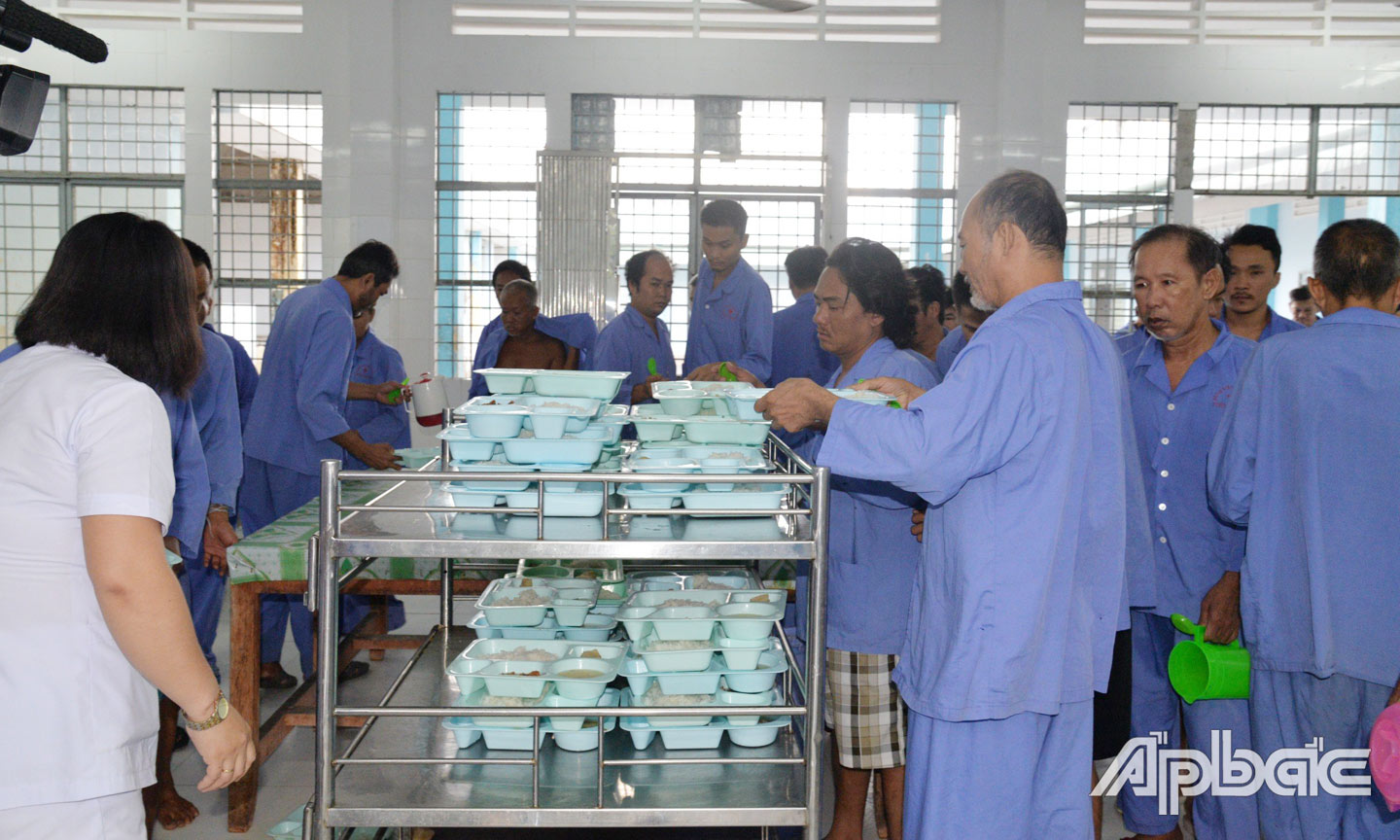 Trong năm 2022, có hơn 19 ngàn người từ 60 tuổi trở lên điều trị rối loạn tâm thần tại Bệnh viện Tâm thần Tiền Giang.